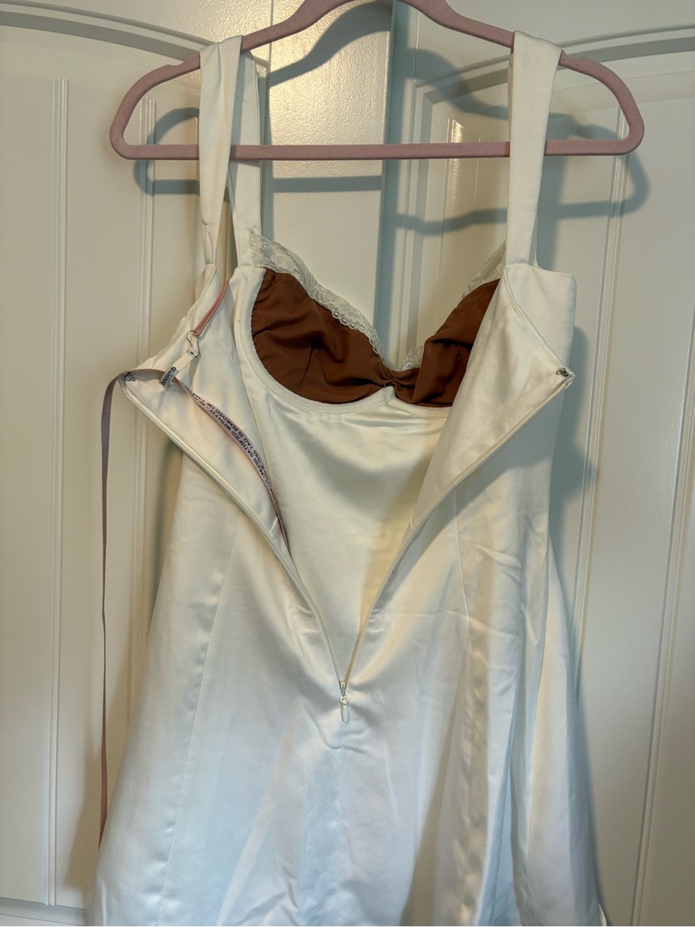 House of CB ADRIANA Ivory Satin And Lace Mini Dress NWT size small - Picture 7 of 7